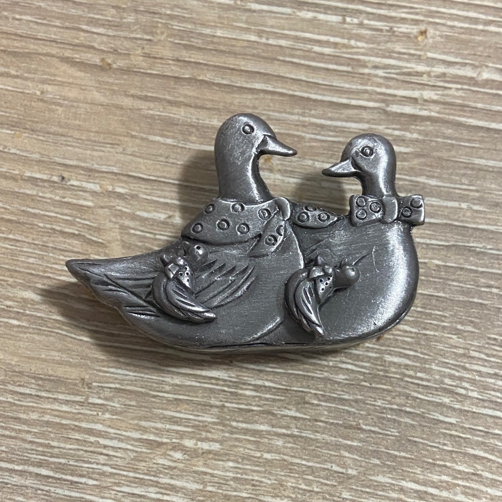 Vintage Torino Pewter Birds Jewelry Necklace Brooch Earrings Trinket Box Set